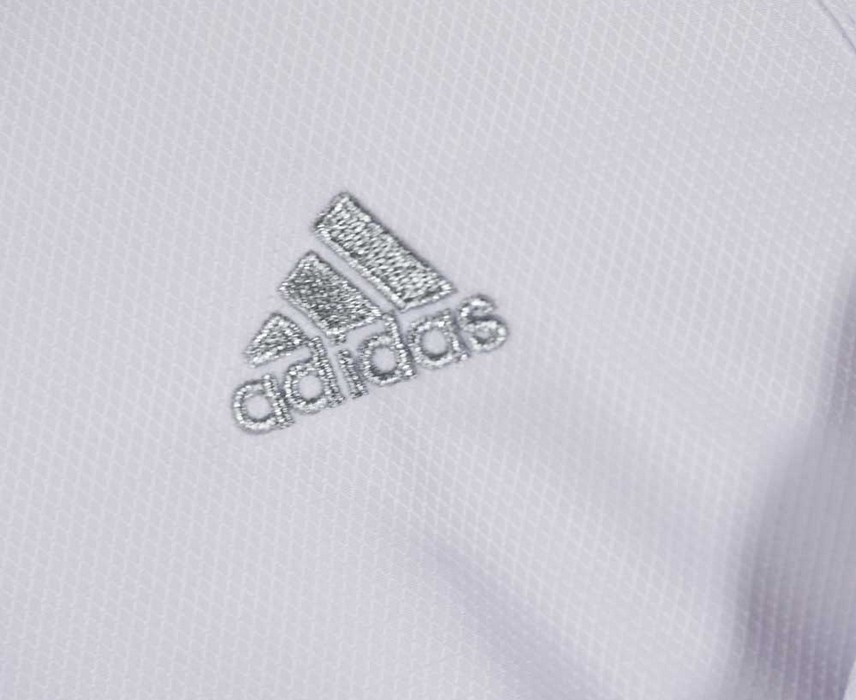 Кимоно для карате Adidas Adizero WKF белое K0 856_700